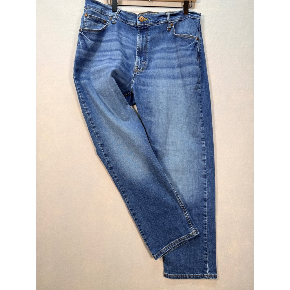 Wrangler Premium Workwear Quality Athletic Fit Mens Blue Denim Jeans 38x30